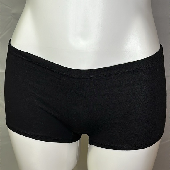 PINK Victoria’s Secret Shortie Black Panties with 2 large Pink Hearts Size L NWT - Picture 2 of 7